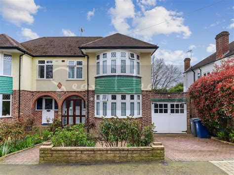 House prices in Tudor Road, New Barnet, Barnet EN5